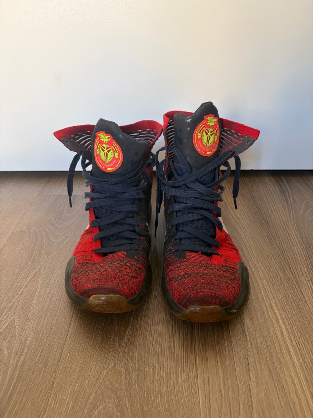 Nike Kobe 10 TEAM USA SIZE 10.5 MEN